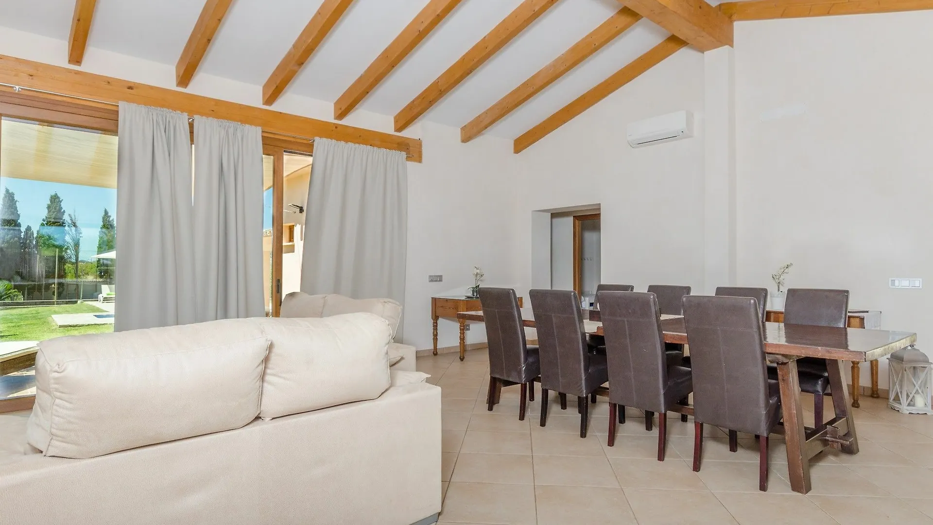 Sa Pista Villa Lloseta 0*,  Spain